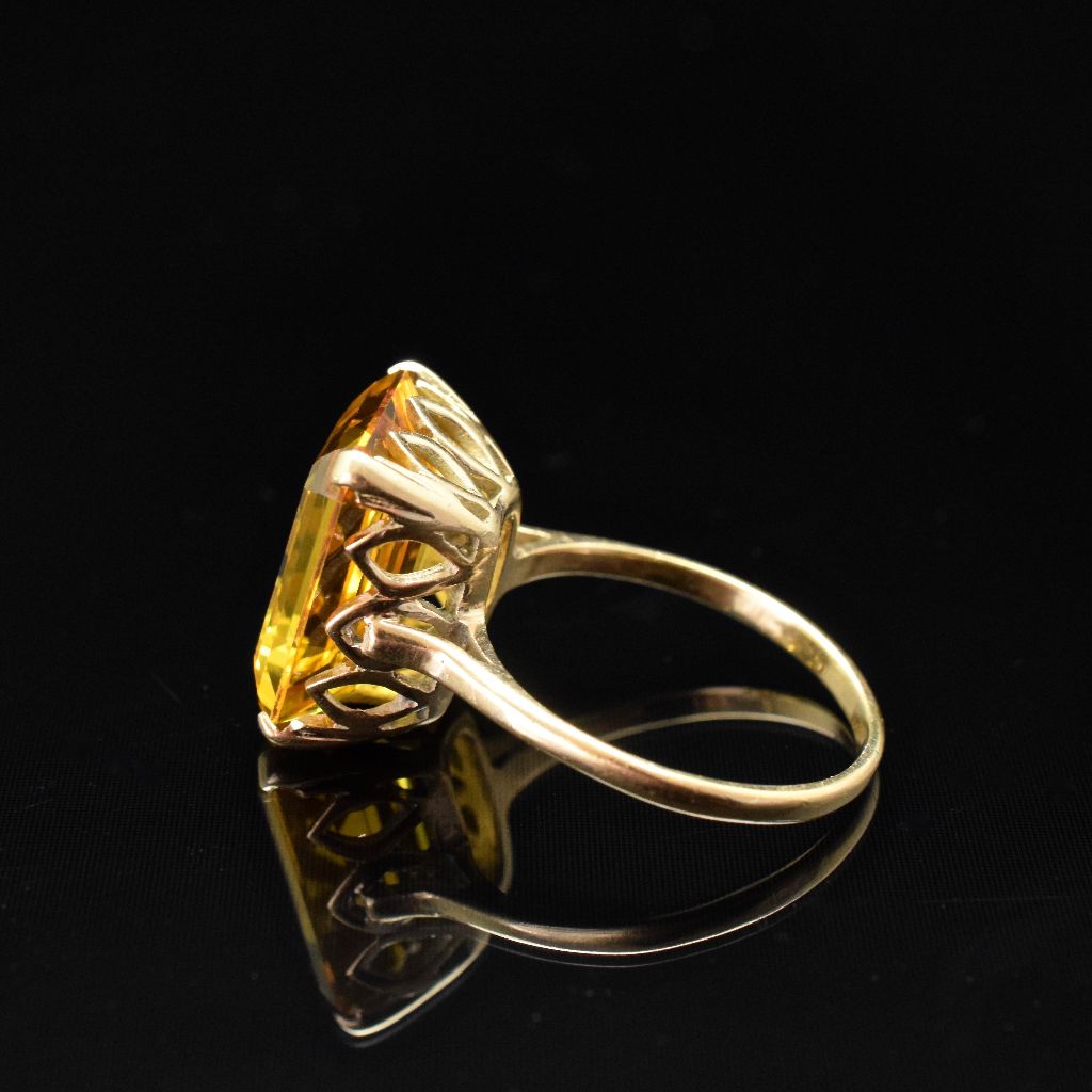 Vintage 9ct Yellow Gold Man-Made Golden Sapphire Ring
