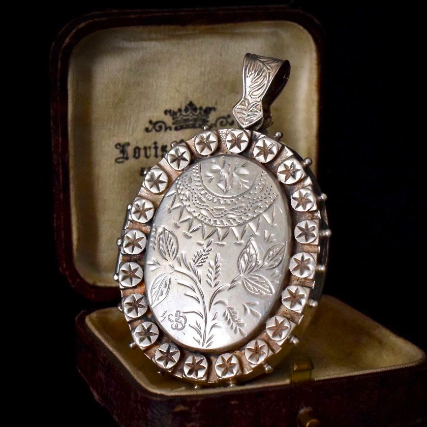 Large Antique Victorian Aesthetic Period Silver Locket Circa 1898