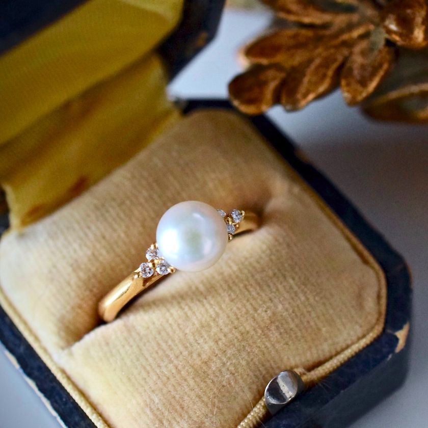 18ct Akoya Pearl And Diamond Ring