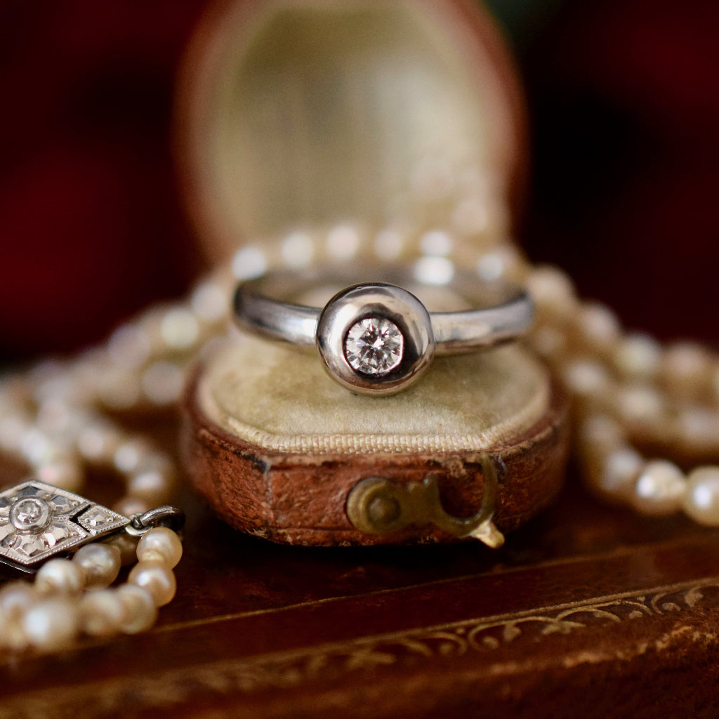 Elegant 18ct White Gold 0.32ct Solitaire Diamond Ring