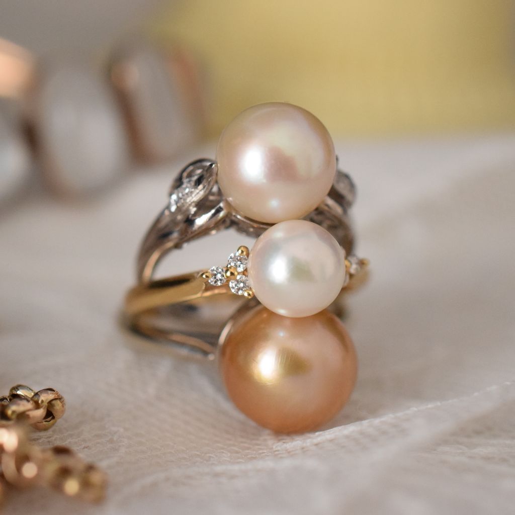 Elegant 9ct White Gold Champagne Cultured Pearl Ring
