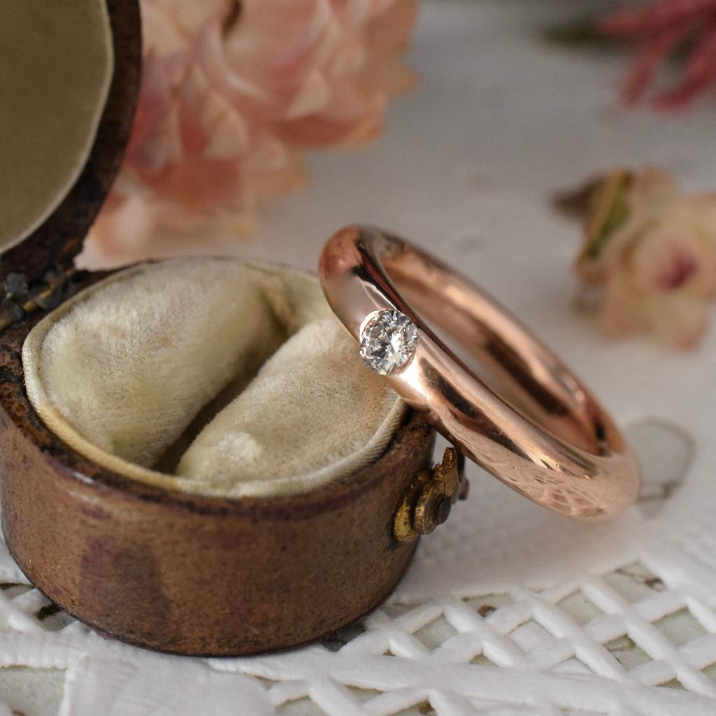 Gorgeous Heavy 9ct Rose Gold Diamond ‘Tubular’ Ring 8.3 Grams
