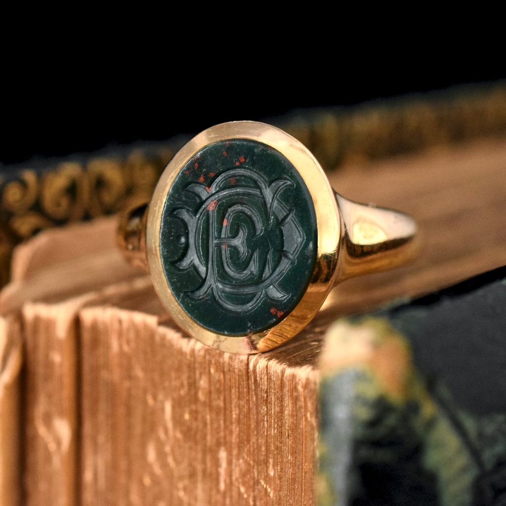 Antique 18ct Yellow Gold Bloodstone Intaglio Seal Ring Birmingham 1902