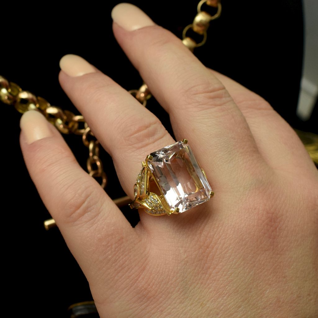 Stunning 18ct Yellow Gold Kunzite And Diamond Ring 12.54 Grams