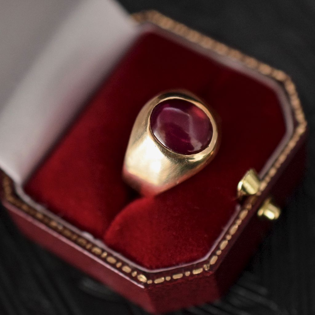 Vintage Large 9ct Yellow Gold Synthetic Ruby Signet Ring Circa 1950’s
