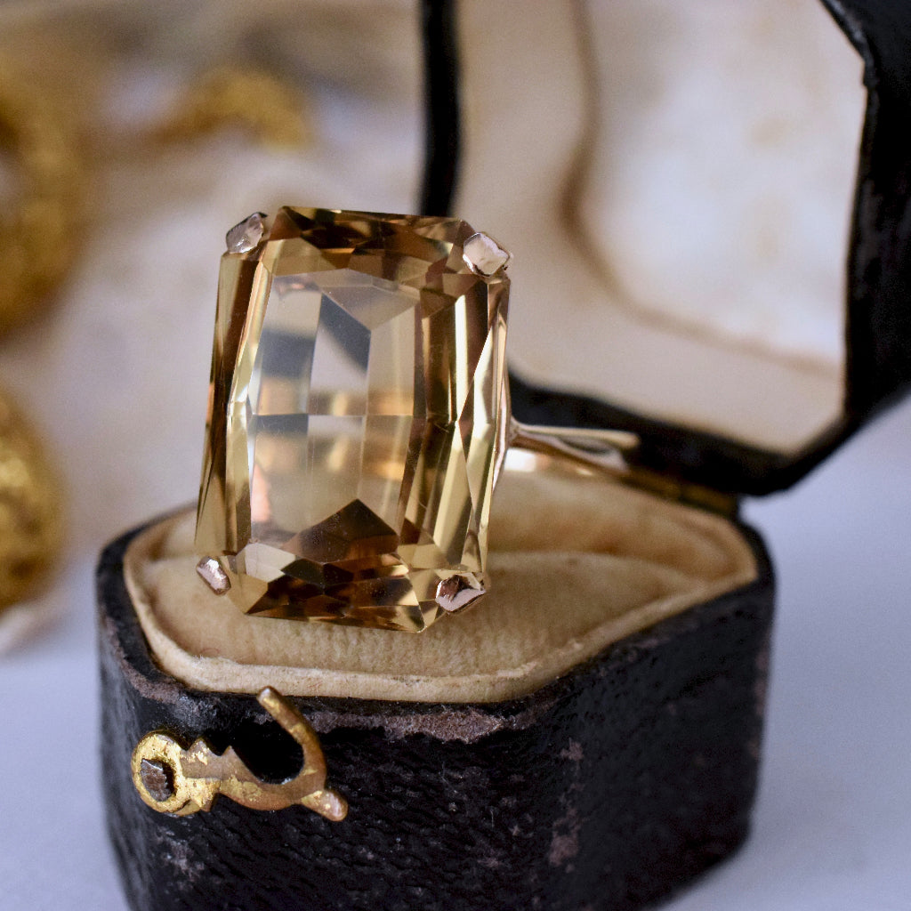 Vintage 9ct Yellow Gold Large Lemon Citrine Assayed London 1962