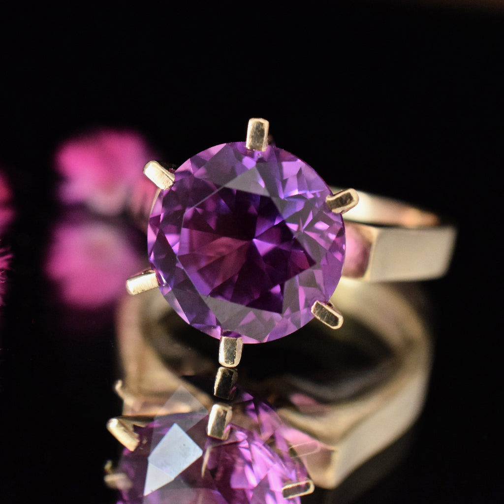 Stunningly Beautiful Vivid Purple Man-Made Sapphire 9ct Yellow Gold Ring