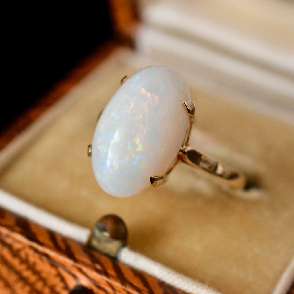 Vintage 9ct Yellow Gold Solid White Opal Cabochon Ring