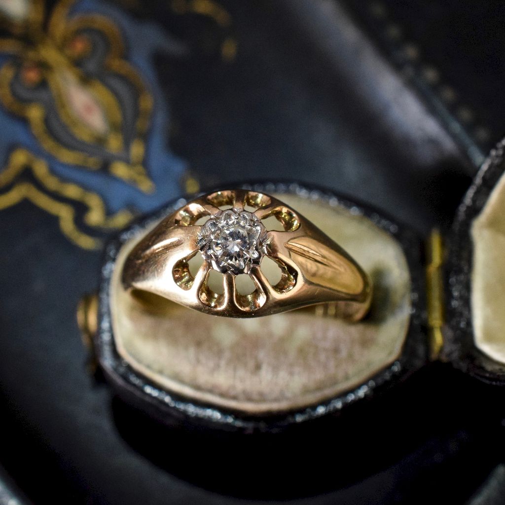 Vintage ‘Antique Style’ 9ct Yellow Gold Diamond Ring