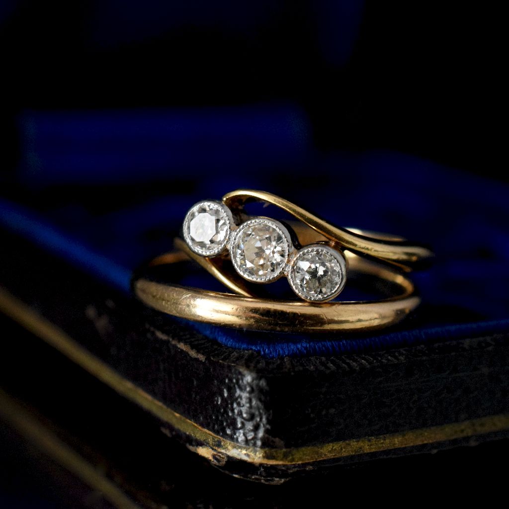 Antique Edwardian 18ct Platinum Diamond Crossover Ring