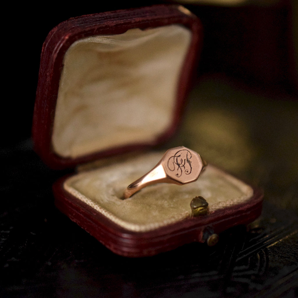 Charming Early Australian 9ct Rose Gold Signet Ring by ‘Rodd Apex’