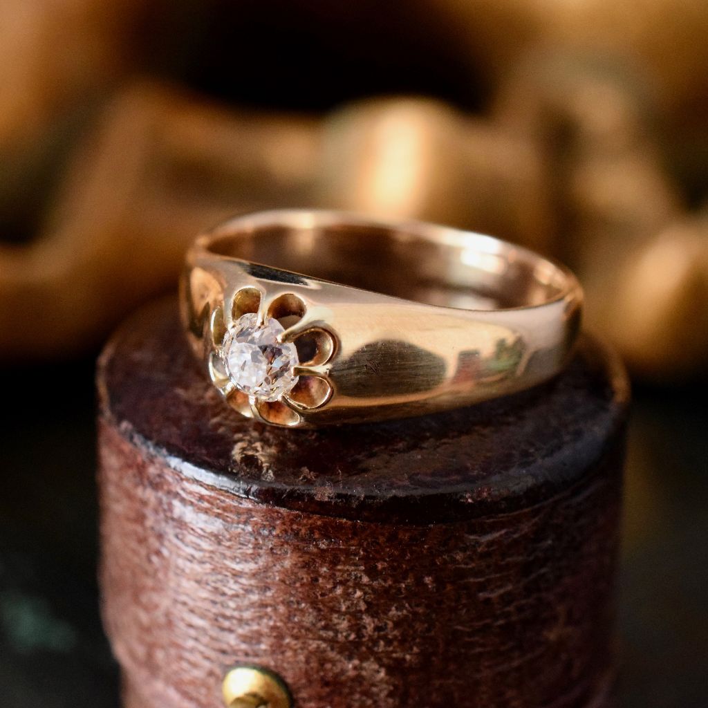 Antique 15ct Yellow Gold ‘Belcher’ Set 0.20ct Diamond Ring
