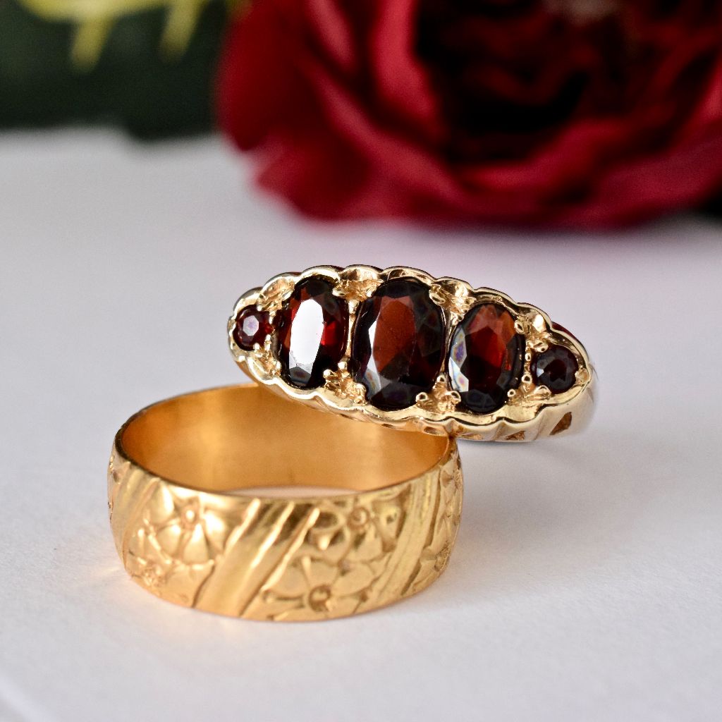 Vintage 9ct Yellow Gold Five Stone ‘Garnet Glass’ Bridge Ring