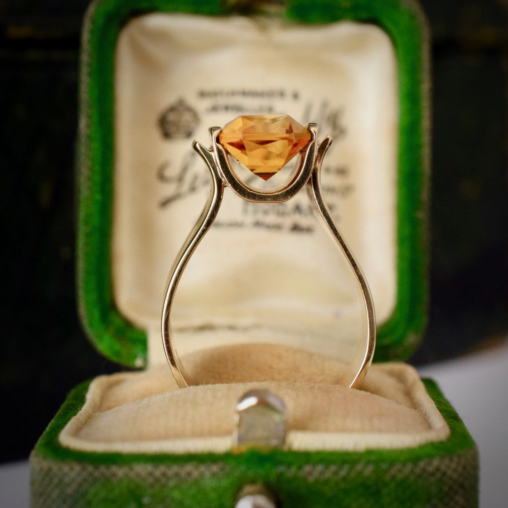Stunning Vintage 9ct Yellow Gold Emerald-Cut Citrine Ring