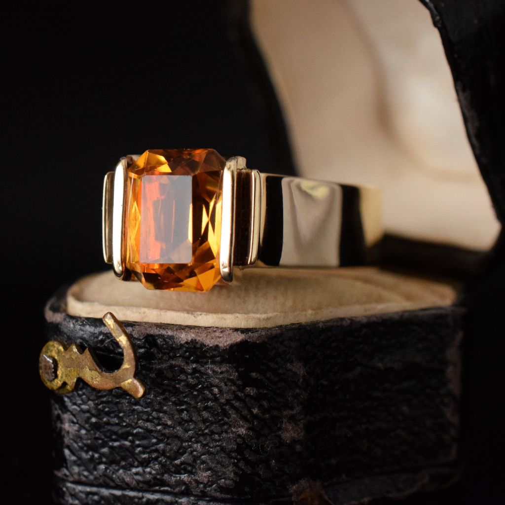 Stunning Vintage 9ct Yellow Gold Emerald-Cut Citrine Ring