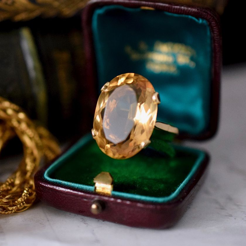 Magnificent Oval Faceted Citrine 9ct Gold Ring Dated England 1968