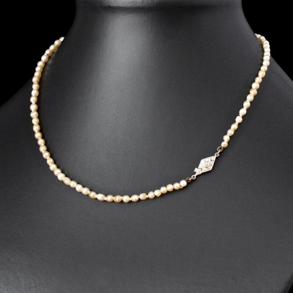 Charming Freshwater Baroque Pearl Strand 18ct White Gold And Diamond Clasp
