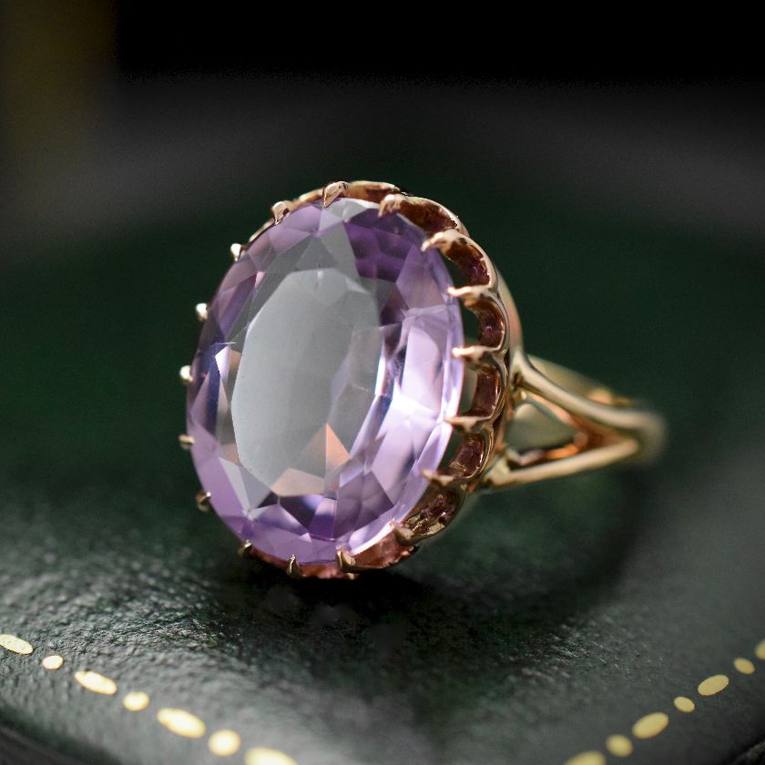 Vintage / Antique 7.25 Carat Oval Amethyst Solitaire Gold Ring