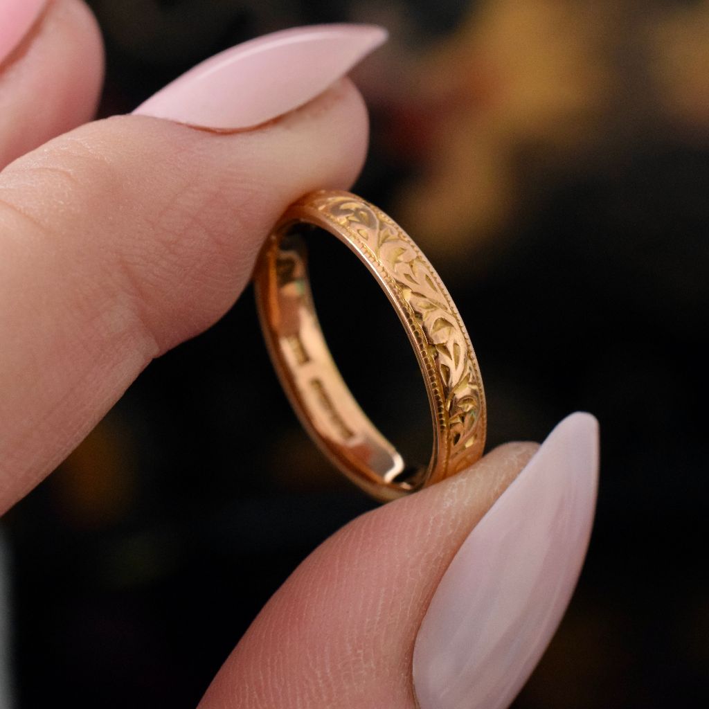 Superb 22ct Yellow Gold Patterned Band/Wedder Dated 1939