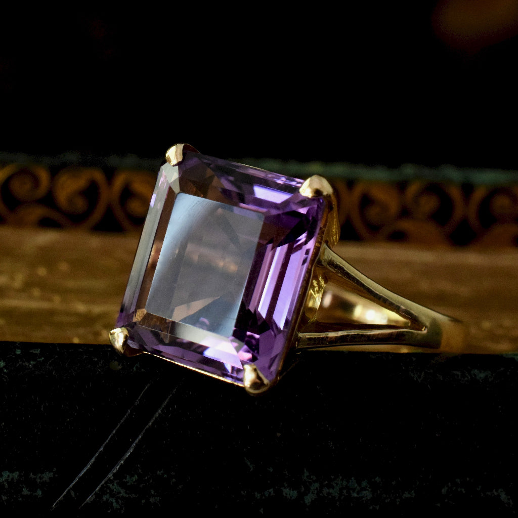 Vintage Square-Cut Large Amethyst 9ct Gold Ring