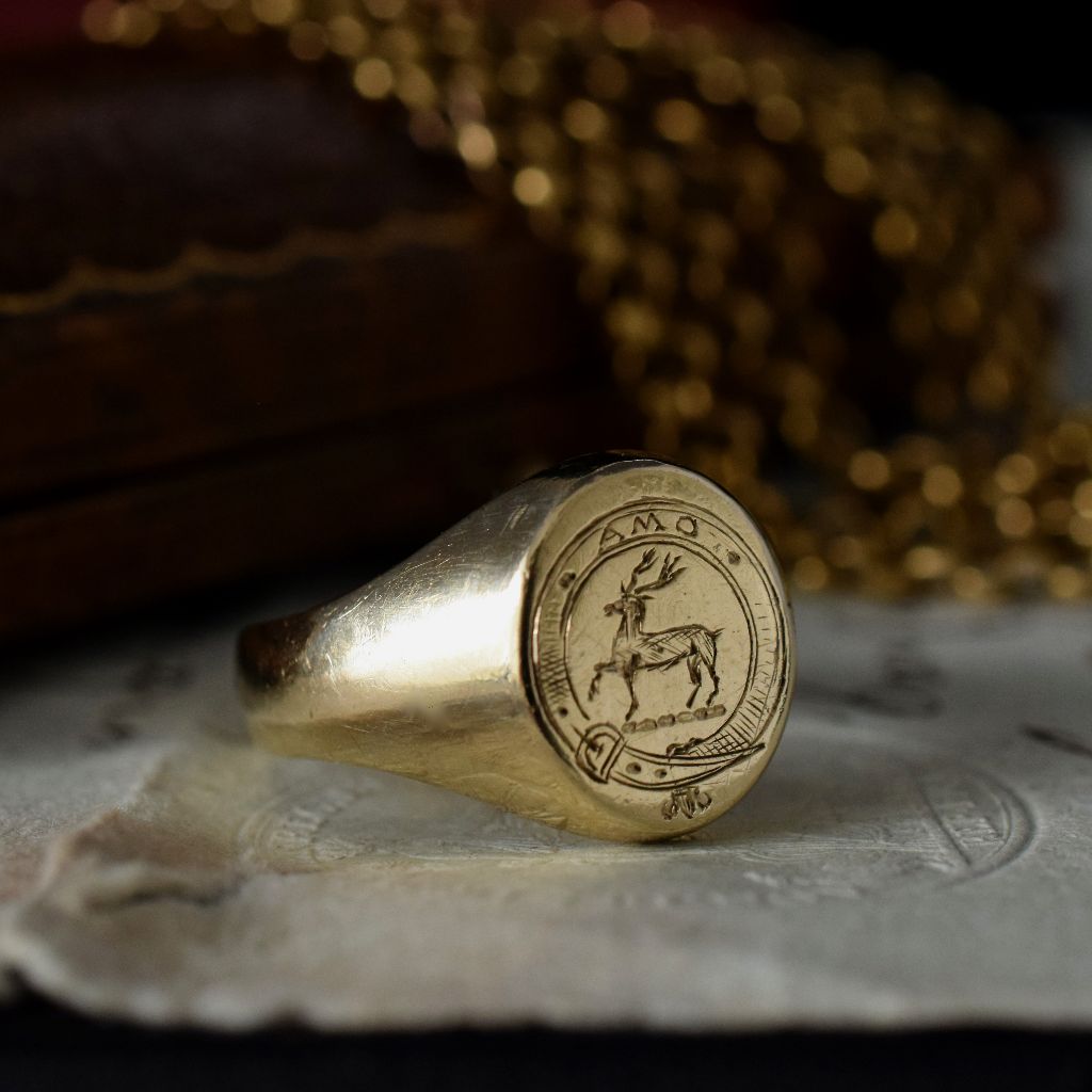 Vintage 9ct Yellow Gold Symbolic Signet Crest Ring 7.30 Grams