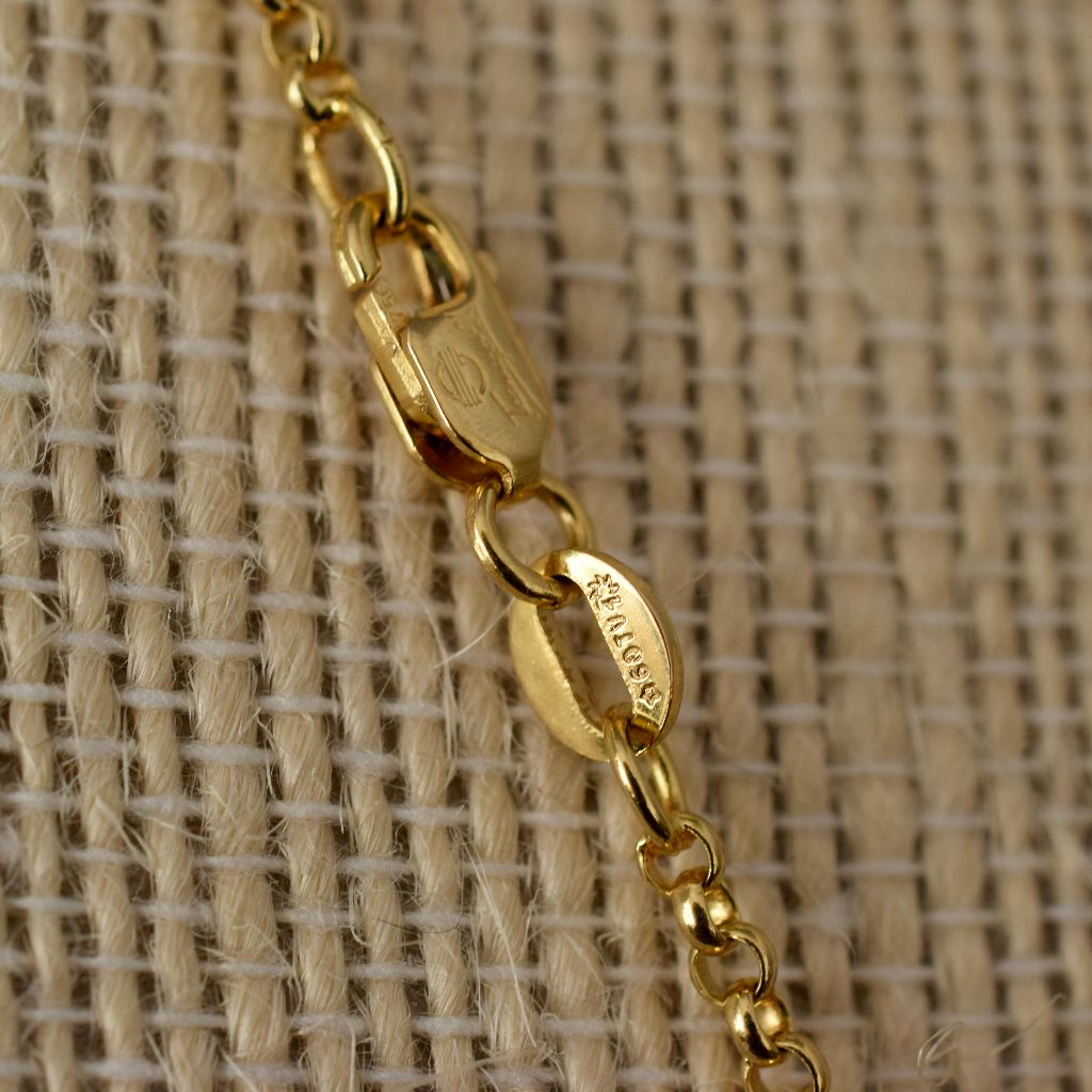 Modern/Vintage Italian 18ct Yellow Gold Belcher Chain 61cm 8.3 Grams
