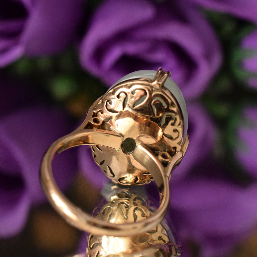 Stunning Vintage 14ct Gold Jade Cabochon Ring 28.70ct